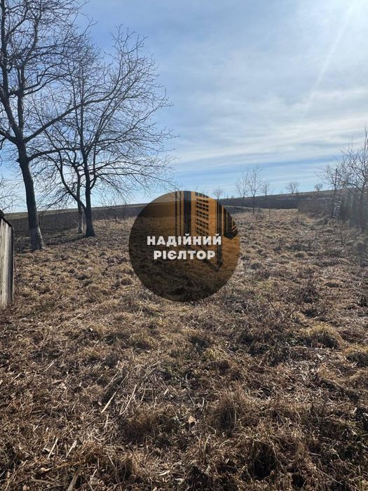 Будинок + 24сот. під забудову, спокійний куточок. с. Валява