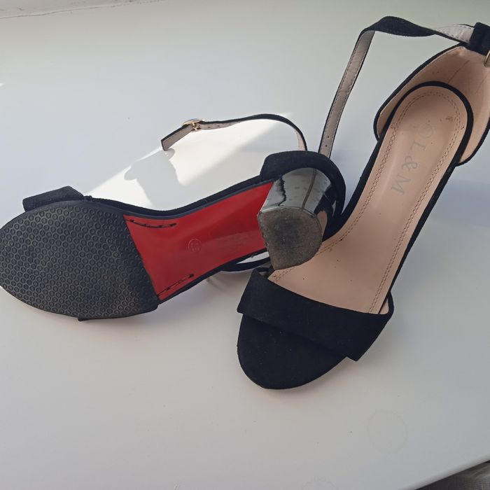 Продам летние босоножки