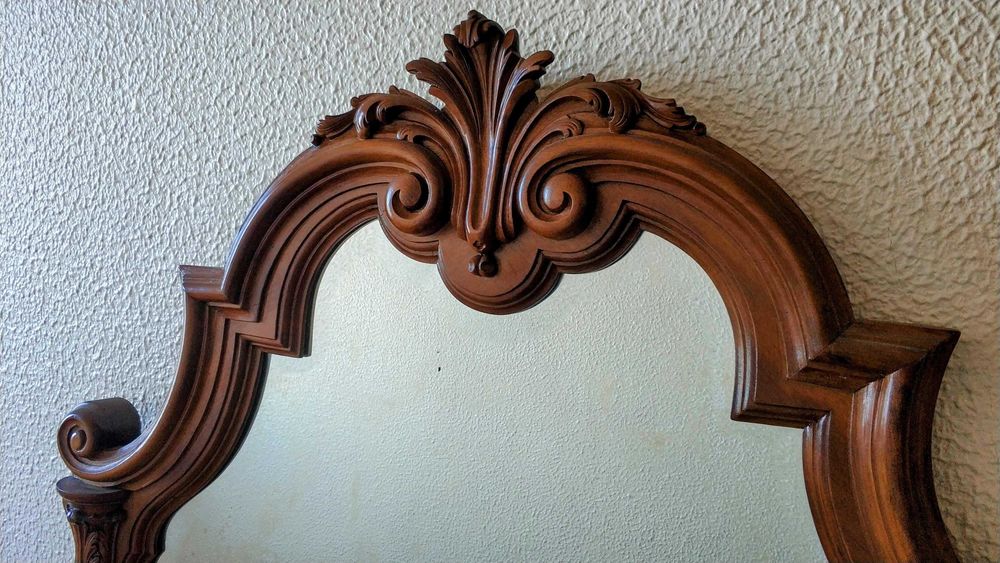 Espelho antigo de madeira maciça64584261501953121