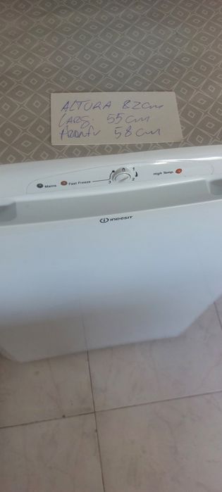 Arca vertical  indesit Alt. 82cm Larg. 55cm Profund. 58cm faço entrega domicílio