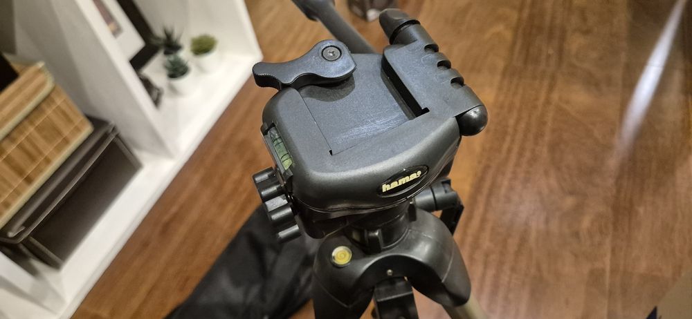 Máquina Fotográfica Nikon D5100, 18-55 e 70-300