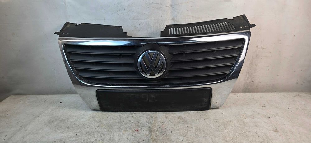 VW Passat B6 05- Grill Atrapa Chrom 3C0853651