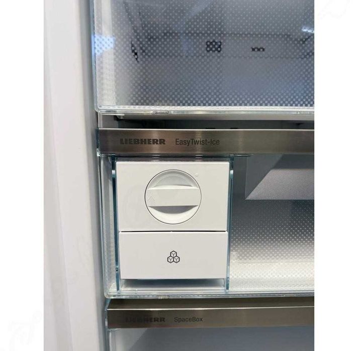 Топова Морозильна камера Liebherr FNb 5056 льодогенератор лібхер