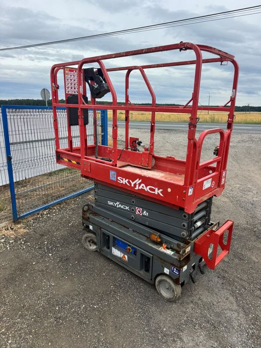 Podnośnik samojezdny nożycowy SKYJACK,  MANTALL XE60MINI/ED PLUS, 2021 rok