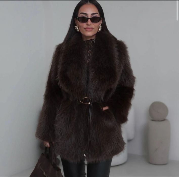 Zara futro brązowe nowe z ozdobym paskiem nowe  M -L