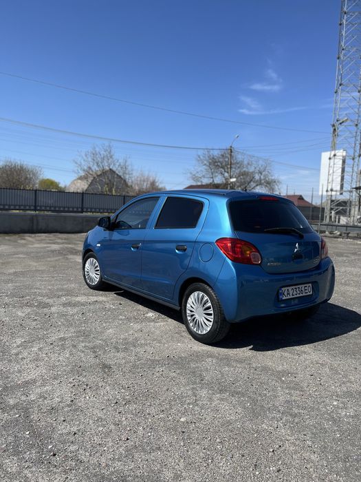 Mitsubishi Space Star 2014 року