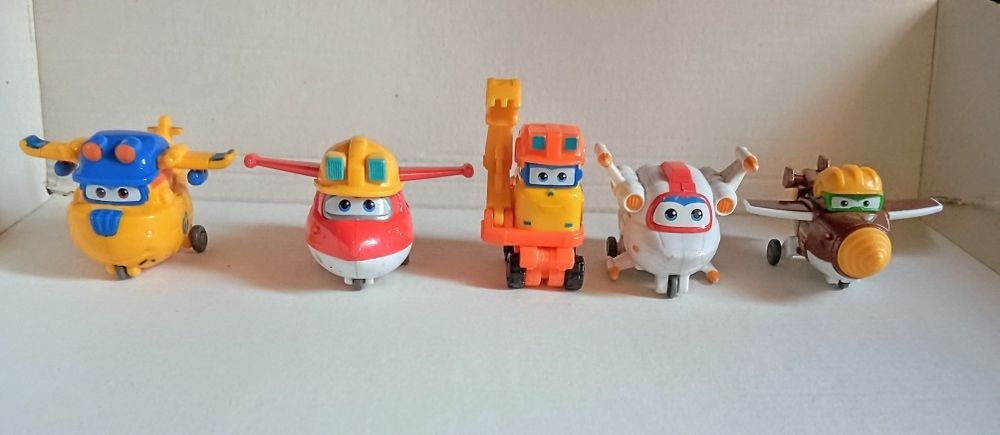 Super wings Flip N Fly e Tranformers.