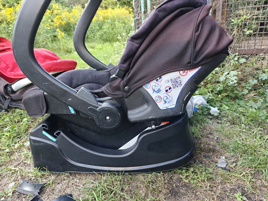 Sprzedam wózek z Chicco 2 w 1