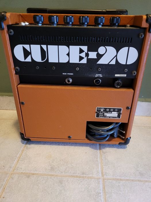 Wzmacniacz gitarowy Roland