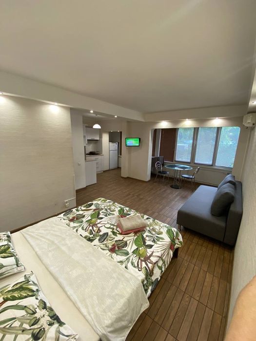 Посуточно 1к квартира, м. Лесная-Черниговская