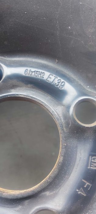 Sprzedam opony z felgami