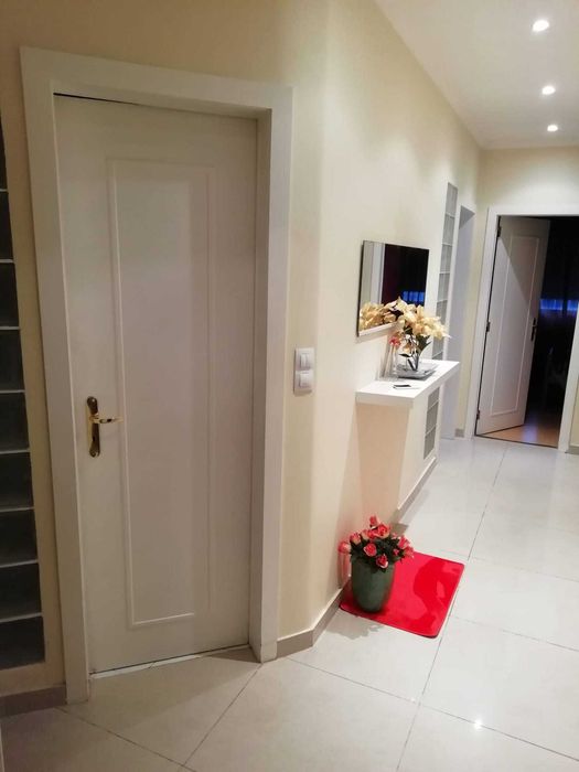 Alugo quarto Torre da Marinha