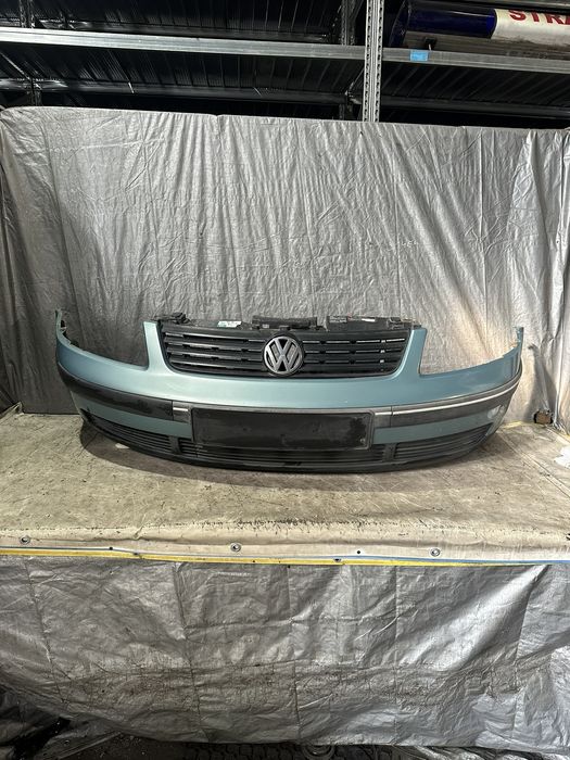 Zderzak Przedni Volkswagen Vw Passat B5 Lb6N