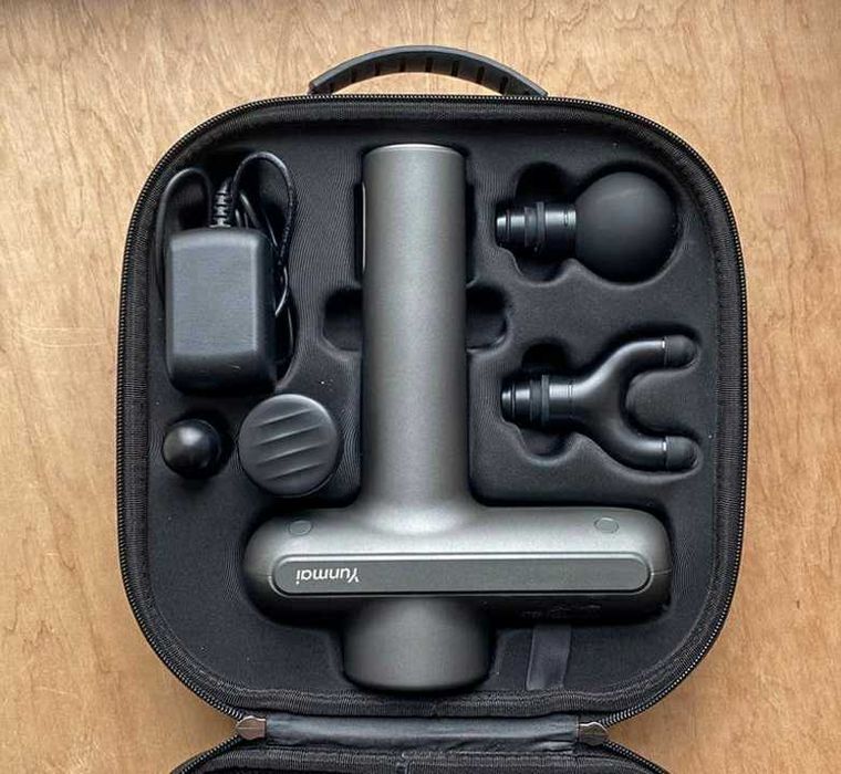 Перкусійний масажер Yunmai Massage Gun PRO