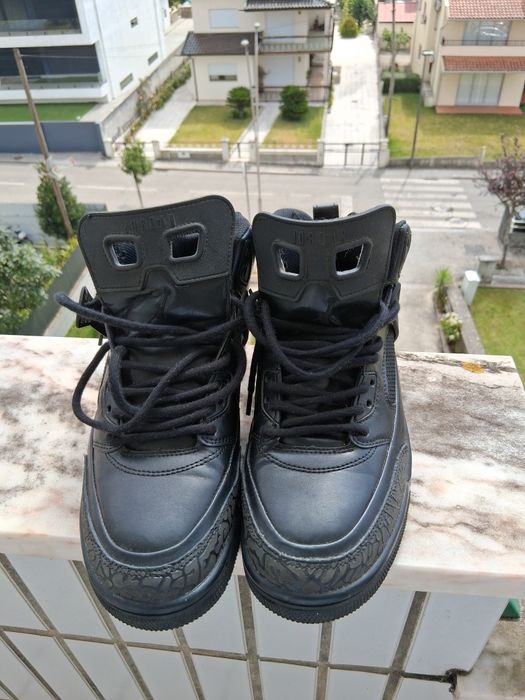 Jordan Retro 4, all black