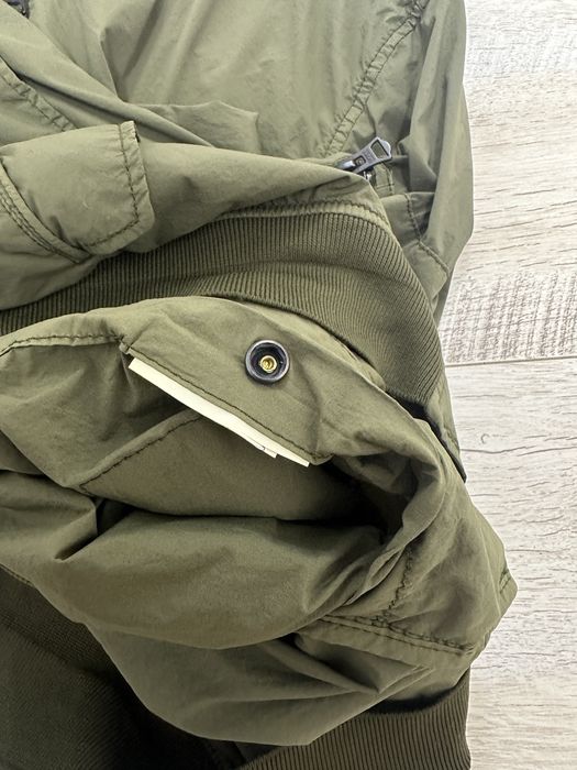 Бомбер Hugo Boss MA1 нейлон розмір S-M!