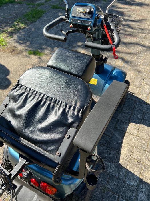 Skuter , wózek inwalidzki