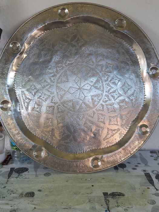 última ceia e um prato em estanho Número