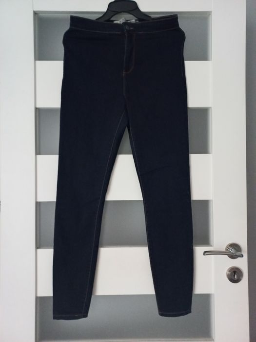 Spodnie rurki skinny