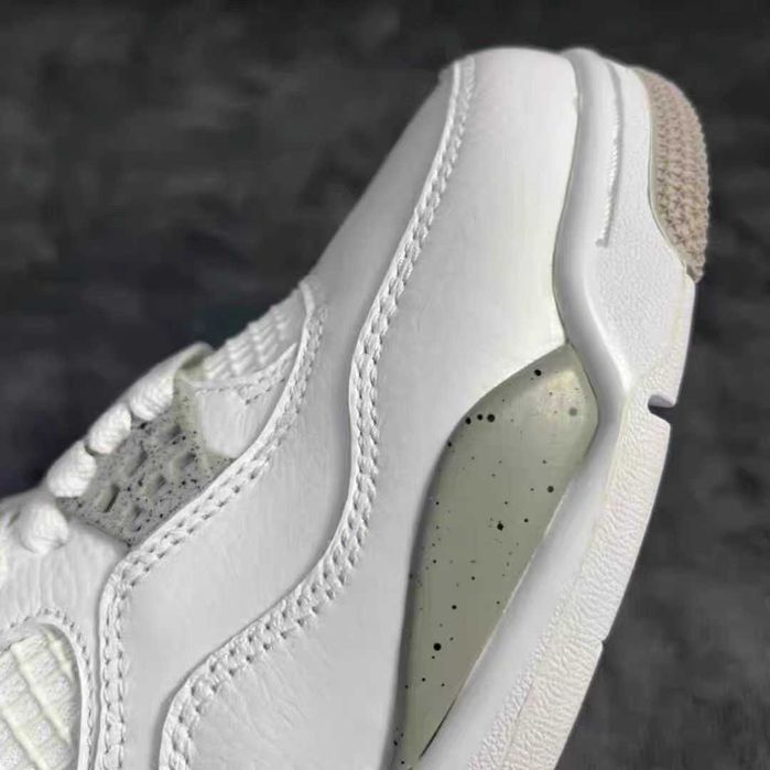 Jordan Air Jordan 4 Retro White Thunder.44