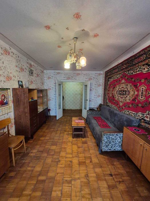 Продам 3-х кімнатну квартиру м.Зміїв