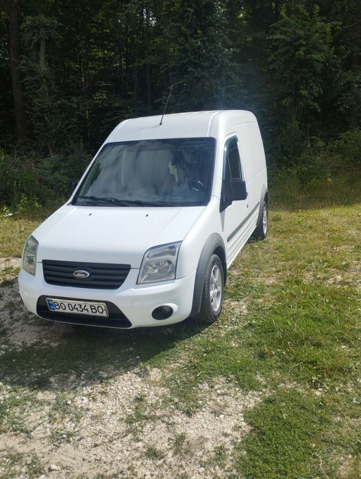 Ford trsnzit konekt 2012