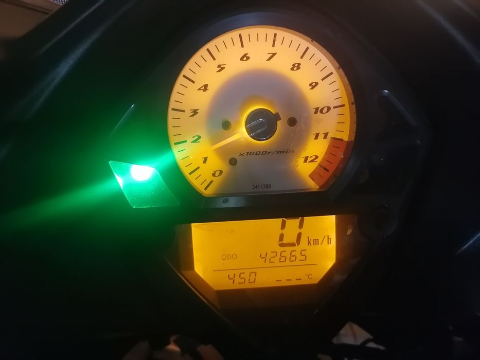 Продам спорт байк Suzuki sv 650s