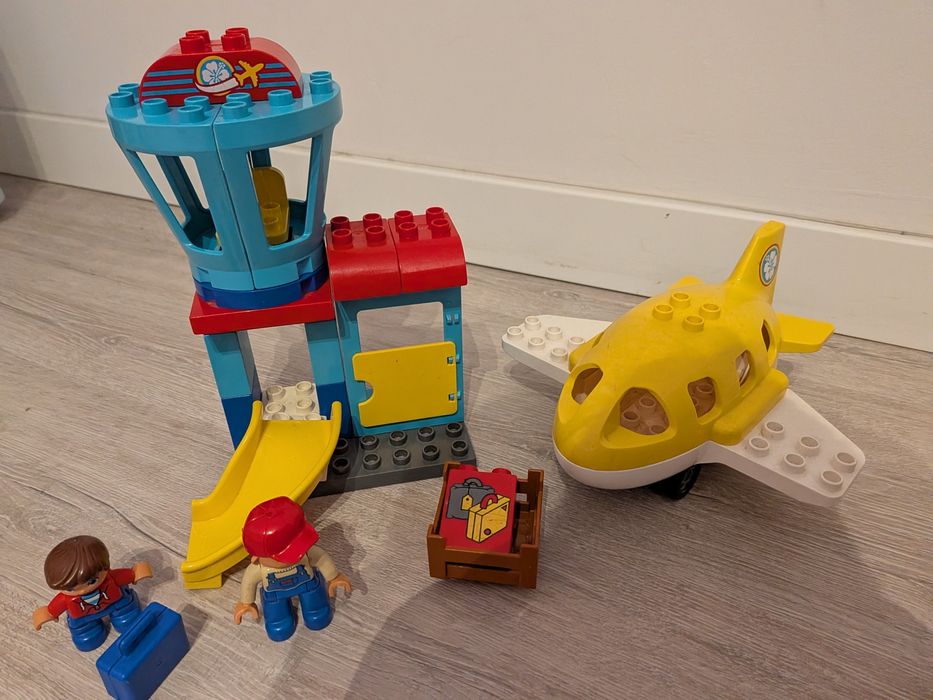 LEGO Duplo lotnisko samolot
