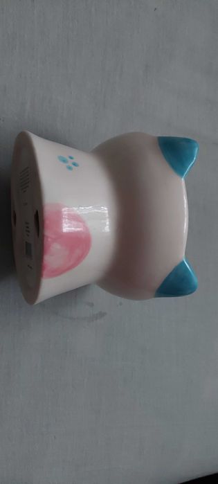 Podwyższona miska ceramiczna dla kota