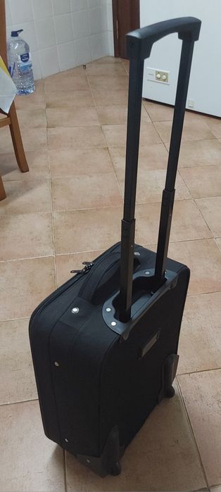 MALA DE VIAGEM DE CABINE,RESISTENTE.  Casa,Quarto, Arrumação, Passeio, mudanças.