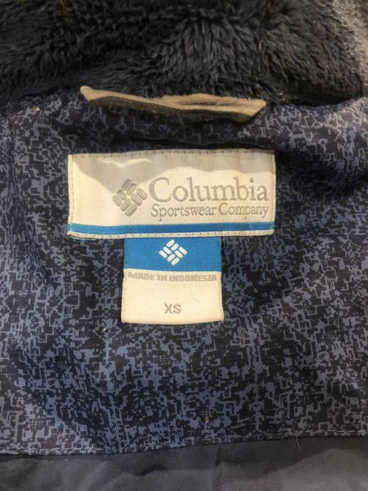 Продам пуховик куртка Columbia
