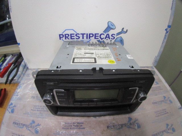 Rádio / auto-rádio VOLKSWAGEN Polo (6R, 6C)