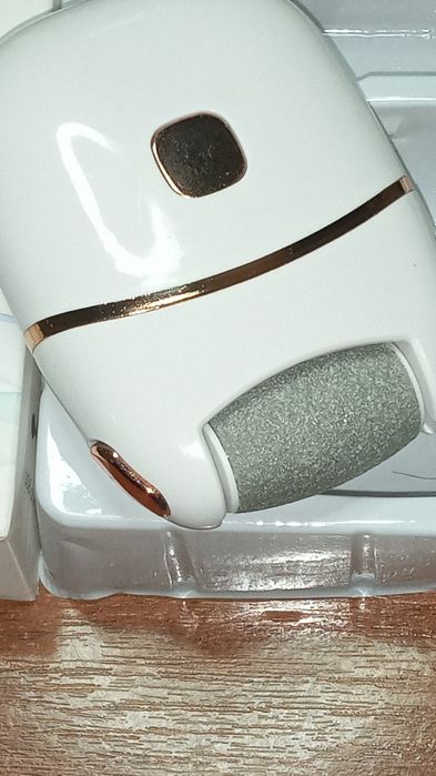 Пемза электрическая для ухода за огрубевшей кожей