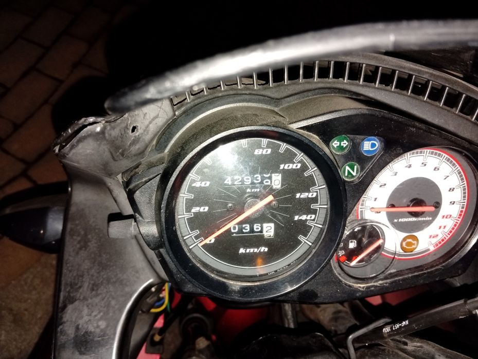 Vendo mota 125 com documentos