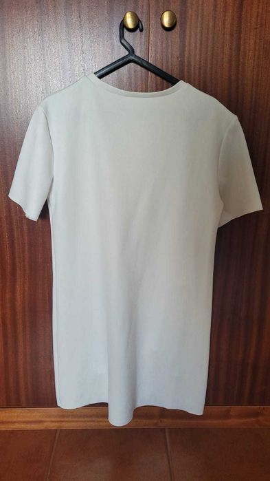 Vestido branco com pedras