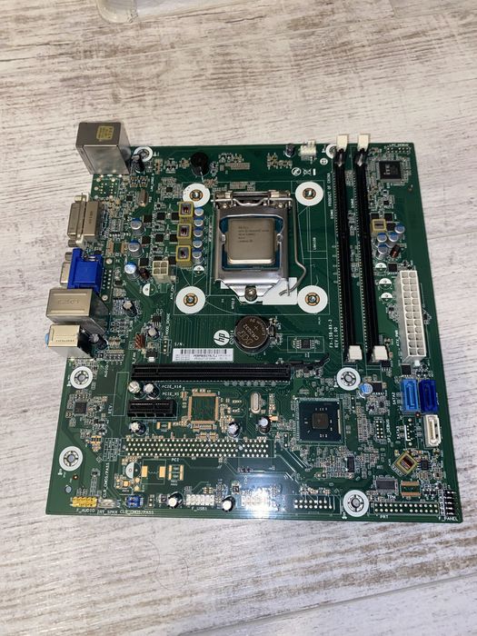 Płyta główna z HP 280 G1 MT + procesor Intel Celeron – stan nieznany