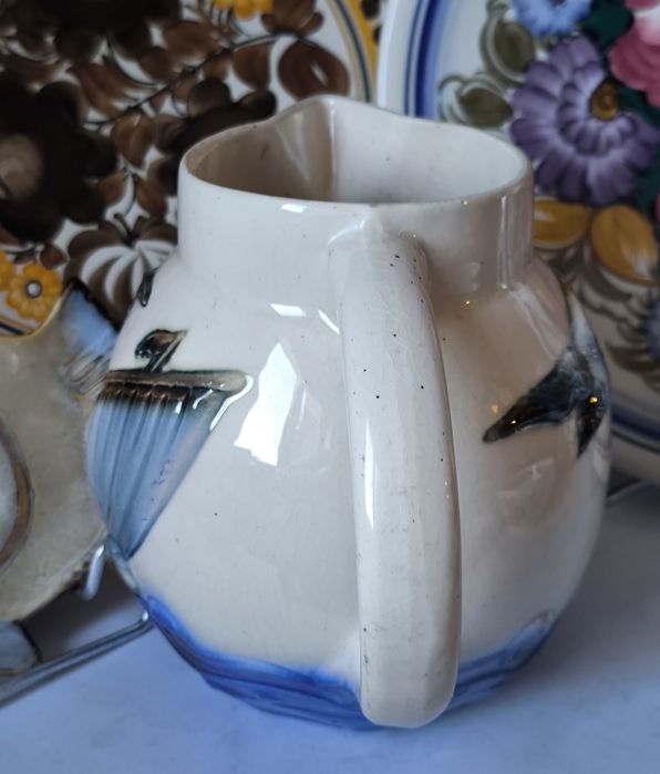 Dzbanek piękna stara ceramika