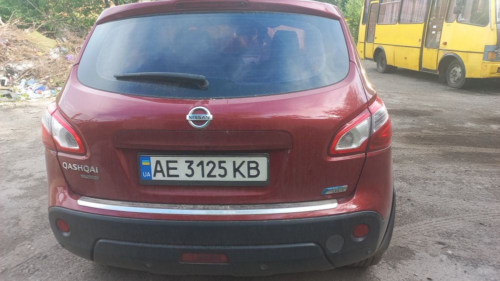 Продам nissan qashqai