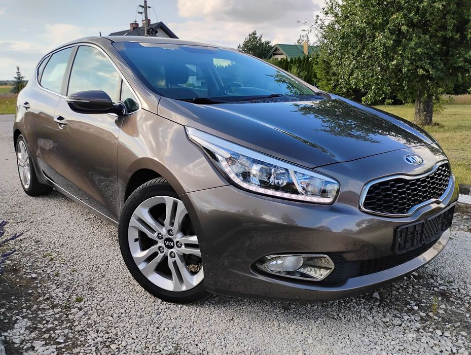 Kia Ceed Kia Cee'd 1.6B Kamera LED Klimatronik zadbana