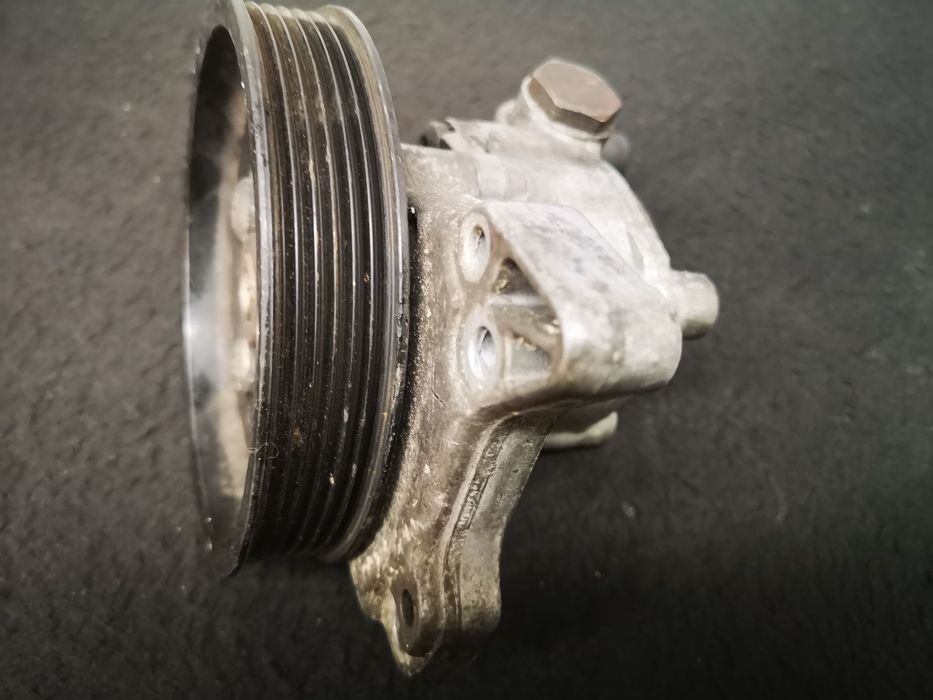 Bomba direção assistida BMW 530d 535d E60 E61 635d E63 E64 2003- EPC
