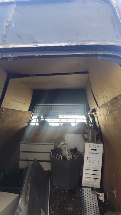 Ford transit longa em bom estado