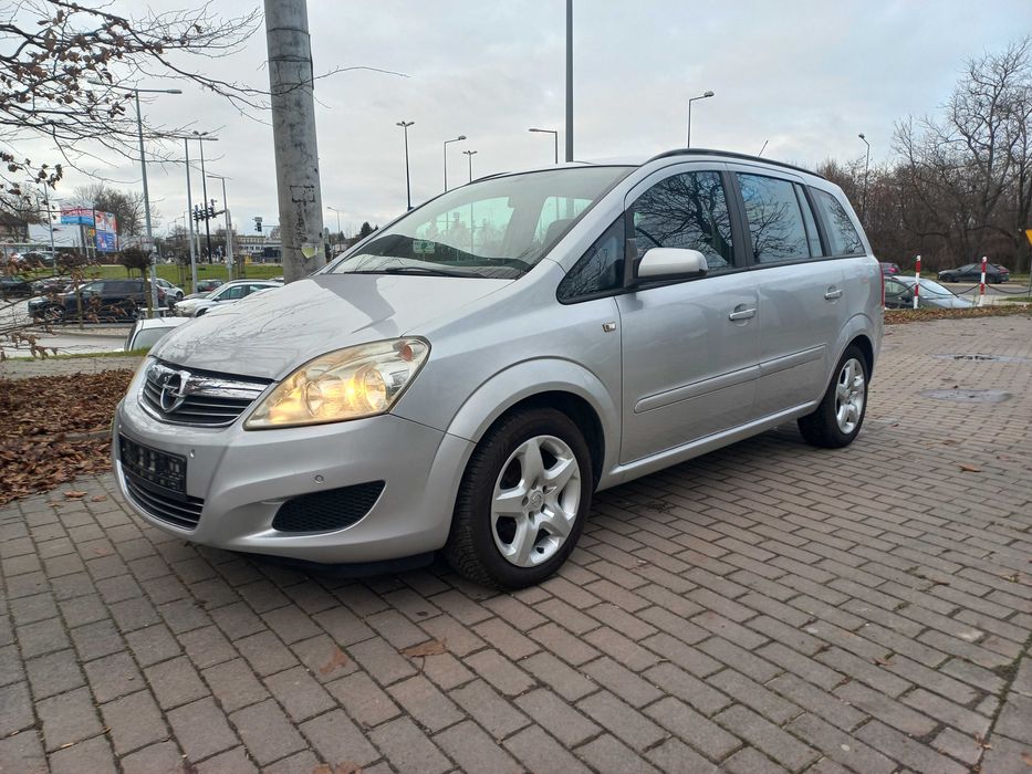 Opel Zafira Lift 1.8 B.104 KM,Nawigacja,Parktronic,Klimatyzacja