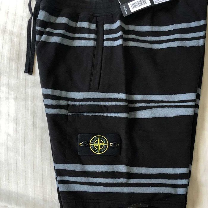 Шорти Stone Island x Supreme