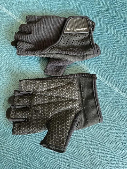Luvas de treino / luvas de ginásio Fitgriff small + medium