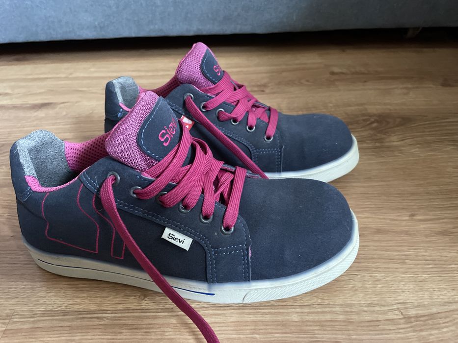 Obuwie robocze damskie Sievi jak nowe