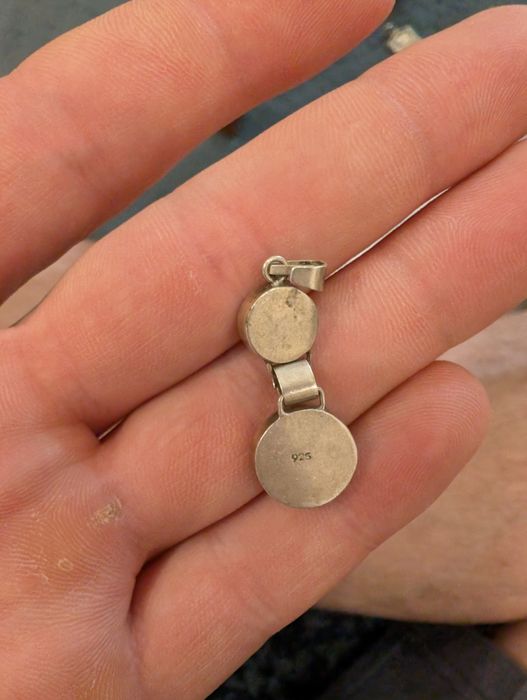 Zawieszka z koralem srebrna 925 koral srebro