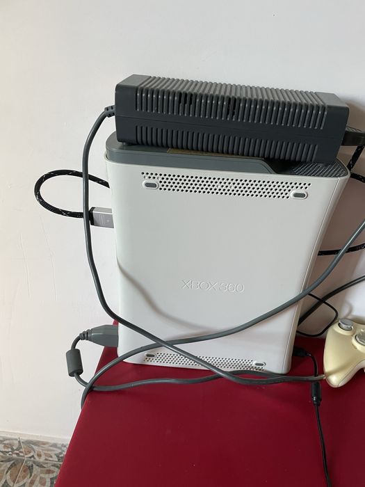 приставка Xbox 360
