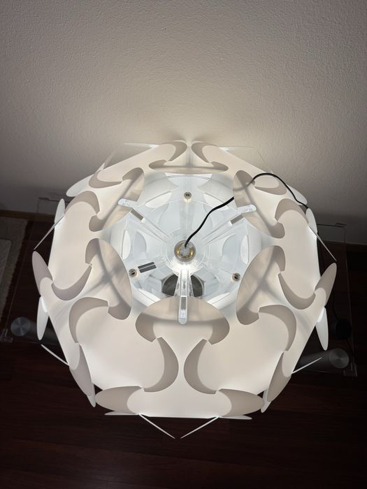 Лампа IKEA Puzzle білого кольору діаметр 65см люстра торшер світильник