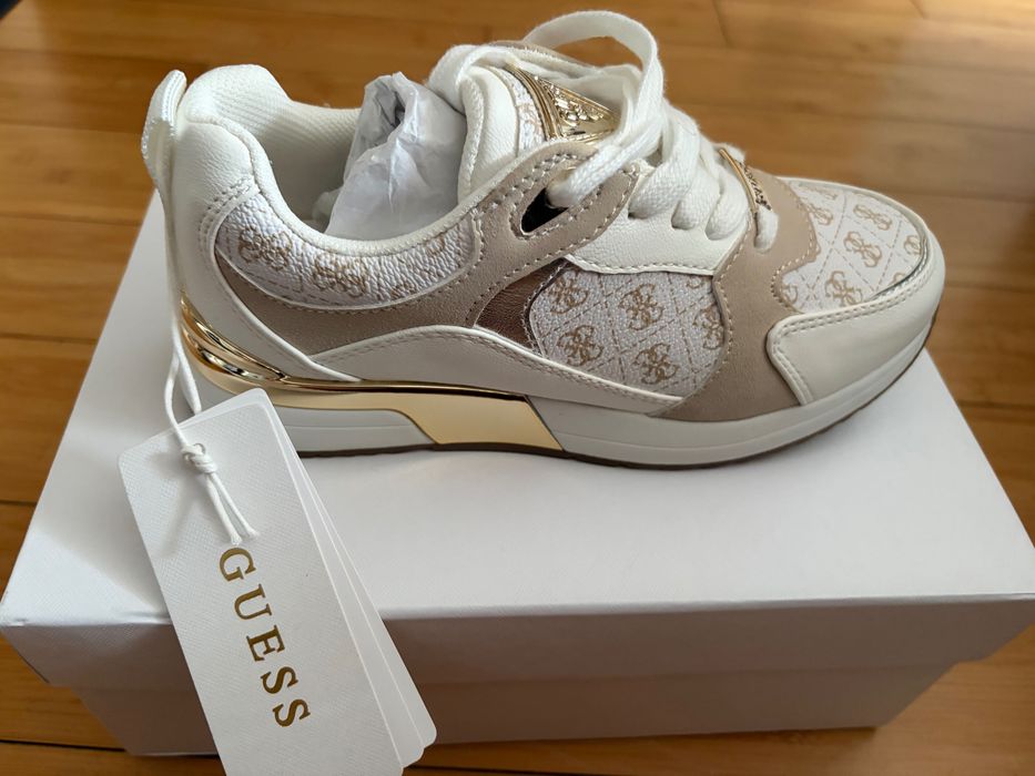 Buty dziewczęce Guess rozm.33