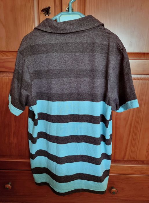 Polo azul e cinzento às riscas Billabong, tamanho M